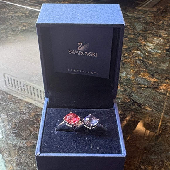Swarovski Crystal Cocktail Ring Set in Red and Purple - Picture 1 of 4